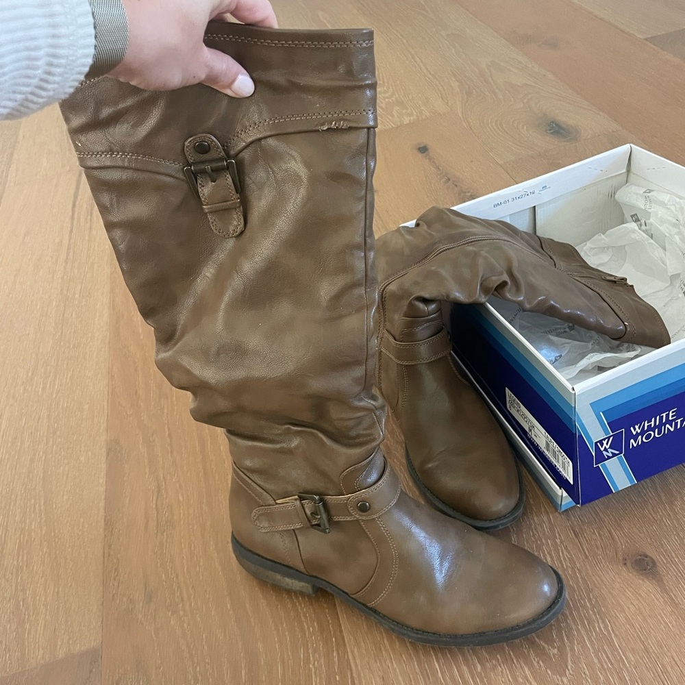 White Mountain Women's Tan Knee High Boots